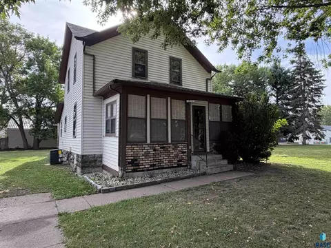 331 SW Park St, Luverne, MN 56156