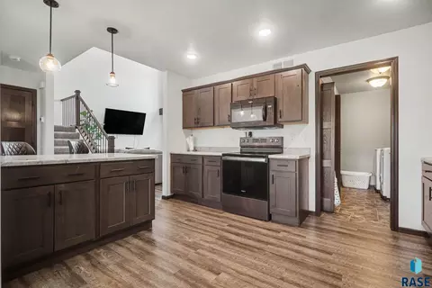 Kitchen - 5005 E 63rd St, Sioux Falls, SD 57108 photo 1 of 1