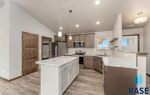 Kitchen - 1115 E Wayne Pl, Tea, SD 57064 photo 2 of 3