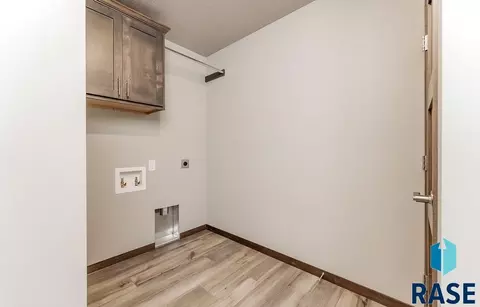 Other - 1115 E Wayne Pl, Tea, SD 57064 photo 3 of 5