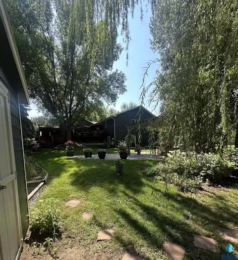 Exterior - 200 E 9th St, Crooks, SD 57020 photo 5 of 14
