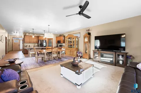 Living - 2500 S Kinderhook Ave, Sioux Falls, SD 57106 photo 3 of 3