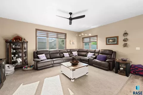 Living - 2500 S Kinderhook Ave, Sioux Falls, SD 57106 photo 1 of 3