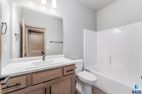 Other - 6800 E Gallant Cir, Sioux Falls, SD 57108 photo 2 of 3