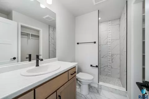 Bath - 6817 E Freedom St, Sioux Falls, SD 57108 photo 1 of 2