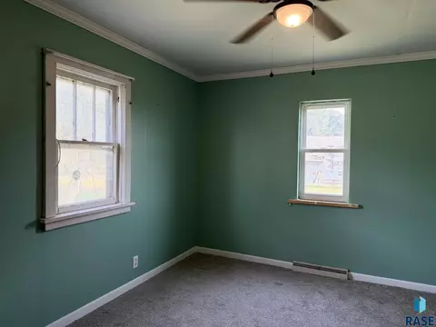 Bedroom - 44666 289th St, Viborg, SD 57070 photo 2 of 2