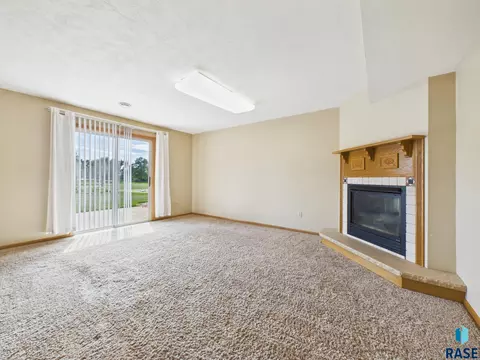 Living - 505 Herman Cir, Tea, SD 57064 photo 9 of 12
