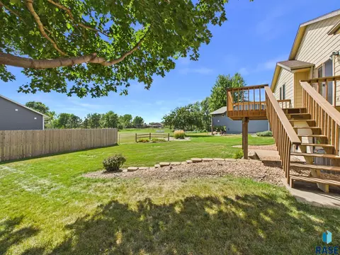 Exterior - 505 Herman Cir, Tea, SD 57064 photo 13 of 14