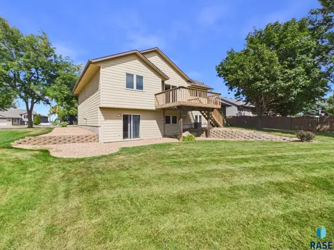 Exterior - 505 Herman Cir, Tea, SD 57064 photo 8 of 14