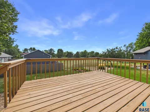Exterior - 505 Herman Cir, Tea, SD 57064 photo 2 of 14