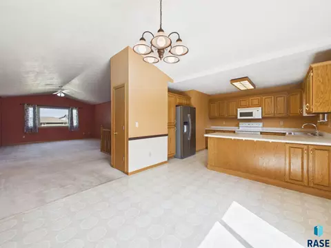 Living - 505 Herman Cir, Tea, SD 57064 photo 6 of 12