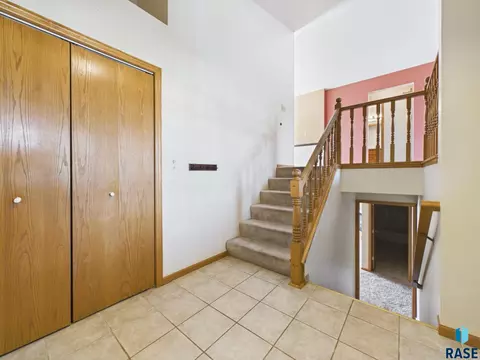 Entry Way - 505 Herman Cir, Tea, SD 57064 photo 2 of 2