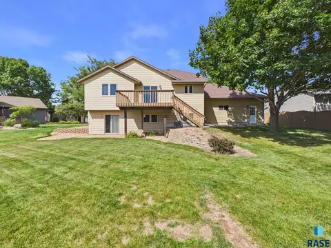 Exterior - 505 Herman Cir, Tea, SD 57064 photo 10 of 14