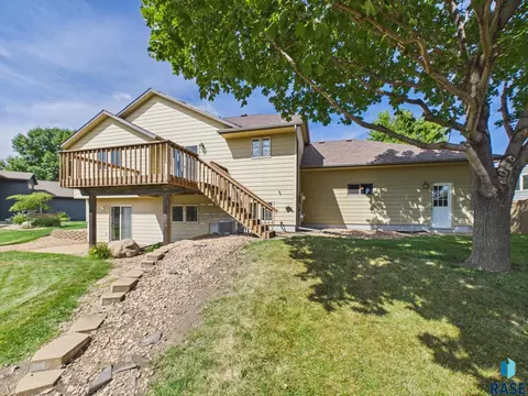 Exterior - 505 Herman Cir, Tea, SD 57064 photo 12 of 14