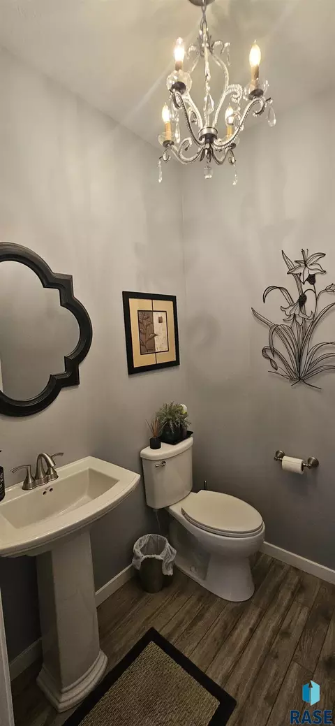 Bath - 2609 E Whisper Trl, Sioux Falls, SD 57108 photo 3 of 5