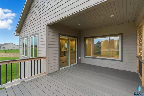 Exterior - 2401 E Joshua Cir, Sioux Falls, SD 57108 photo 3 of 6