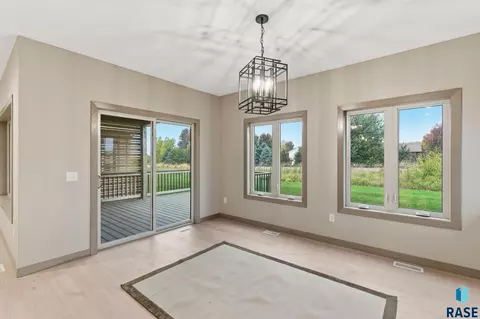 Dining - 2401 E Joshua Cir, Sioux Falls, SD 57108 photo 1 of 1