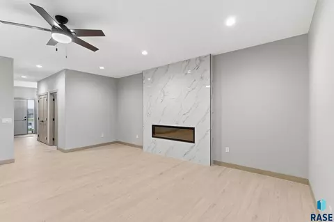 Living - 2401 E Joshua Cir, Sioux Falls, SD 57108 photo 5 of 5