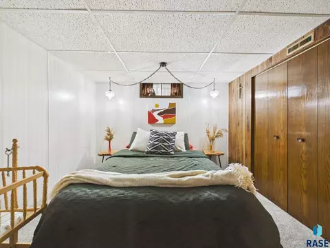 Bedroom - 3912 E Claudette Dr, Sioux Falls, SD 57103 photo 7 of 8