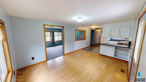 Other - 750 Dakota St, Toronto, SD 57268 photo 3 of 13
