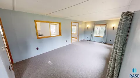 Living - 750 Dakota St, Toronto, SD 57268 photo 1 of 5