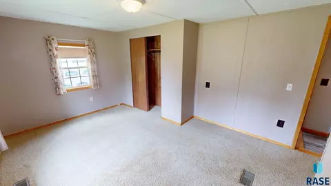 Bedroom - 750 Dakota St, Toronto, SD 57268 photo 5 of 9