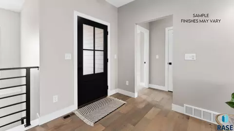 Entry Way - 5600 E Saddle Ridge Cir, Sioux Falls, SD 57110 photo 1 of 4