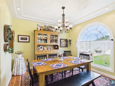 Dining - 23449 451 Ave, Madison, SD 57042 photo 1 of 2