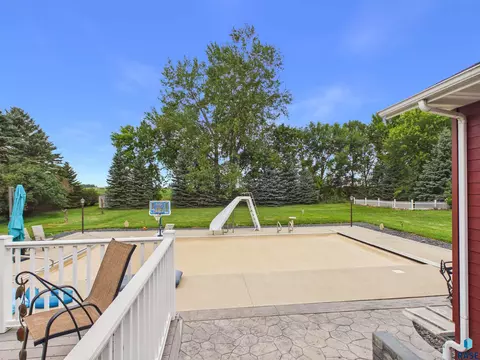 Exterior - 23449 451 Ave, Madison, SD 57042 photo 11 of 18