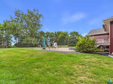 Exterior - 23449 451 Ave, Madison, SD 57042 photo 15 of 18