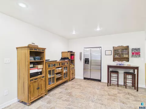 Kitchen - 23449 451 Ave, Madison, SD 57042 photo 4 of 4