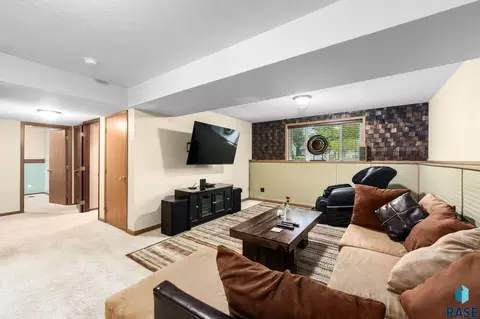Other - 5609 S Cain Ave S, Sioux Falls, SD 57106 photo 1 of 11