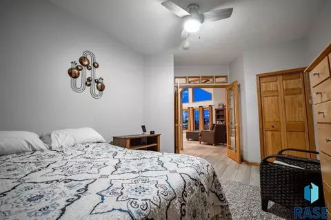 Bedroom - 2817 Dailey Dr, Mitchell, SD 57301 photo 3 of 6