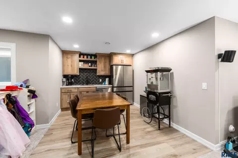 Kitchen - 7104 E 38th St, Sioux Falls, SD 57110 photo 6 of 7