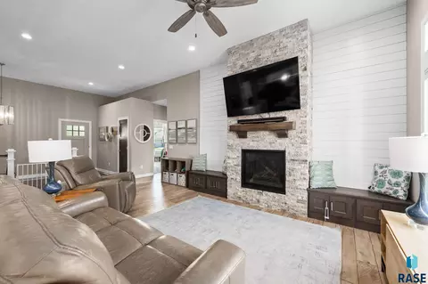 Living - 7104 E 38th St, Sioux Falls, SD 57110 photo 2 of 3
