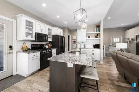 Kitchen - 7104 E 38th St, Sioux Falls, SD 57110 photo 1 of 7