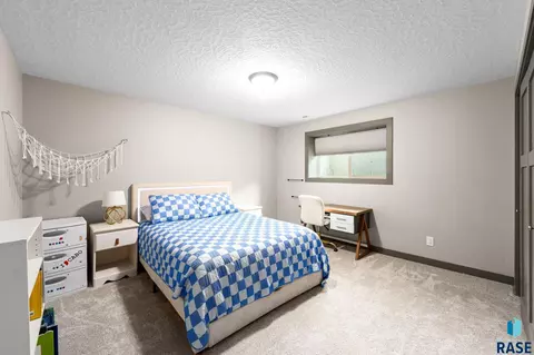 Bedroom - 6708 E Dugout Ln, Sioux Falls, SD 57110 photo 6 of 7