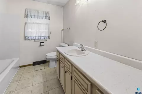 Bath - 502 E 10th St, Dell Rapids, SD 57022 photo 1 of 2