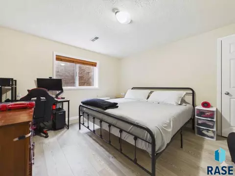 Bedroom - 815 S Park Lane St, Canton, SD 57013 photo 4 of 4