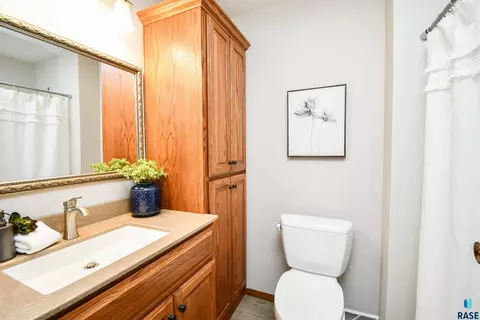 Bath - 3305 E 33rd St, Sioux Falls, SD 57103 photo 1 of 4