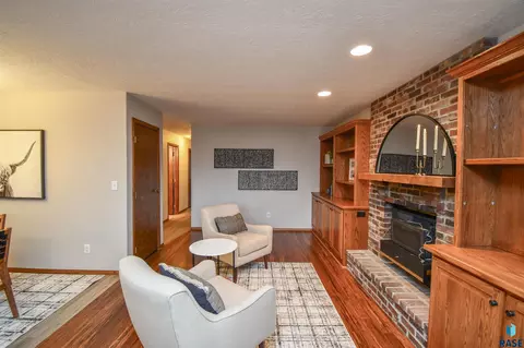 Other - 3305 E 33rd St, Sioux Falls, SD 57103 photo 2 of 18