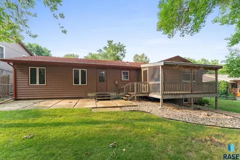 Other - 3305 E 33rd St, Sioux Falls, SD 57103 photo 16 of 18