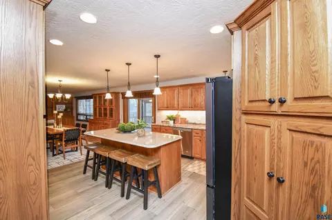 Kitchen - 3305 E 33rd St, Sioux Falls, SD 57103 photo 1 of 10