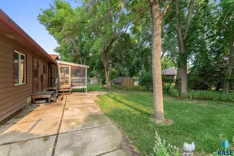 Other - 3305 E 33rd St, Sioux Falls, SD 57103 photo 15 of 18