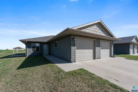 Other - 528 Prairie Ave, Baltic, SD 57003 photo 8 of 9