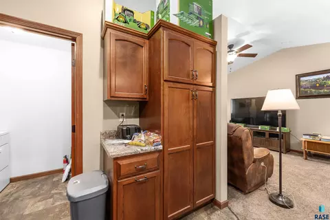Entry Way - 528 Prairie Ave, Baltic, SD 57003 photo 1 of 1