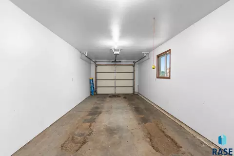 Other - 528 Prairie Ave, Baltic, SD 57003 photo 5 of 9