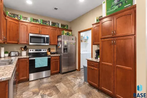 Kitchen - 528 Prairie Ave, Baltic, SD 57003 photo 1 of 1