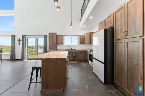 Kitchen - 48201 304th St, Alcester, SD 57001 photo 4 of 5