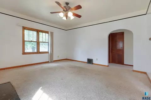 Living - 200 E 5th St, Marion, SD 57043 photo 4 of 4